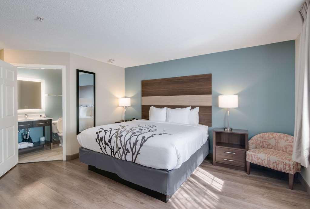 Sleep Inn & Suites Columbus Next To Fort Moore Room photo