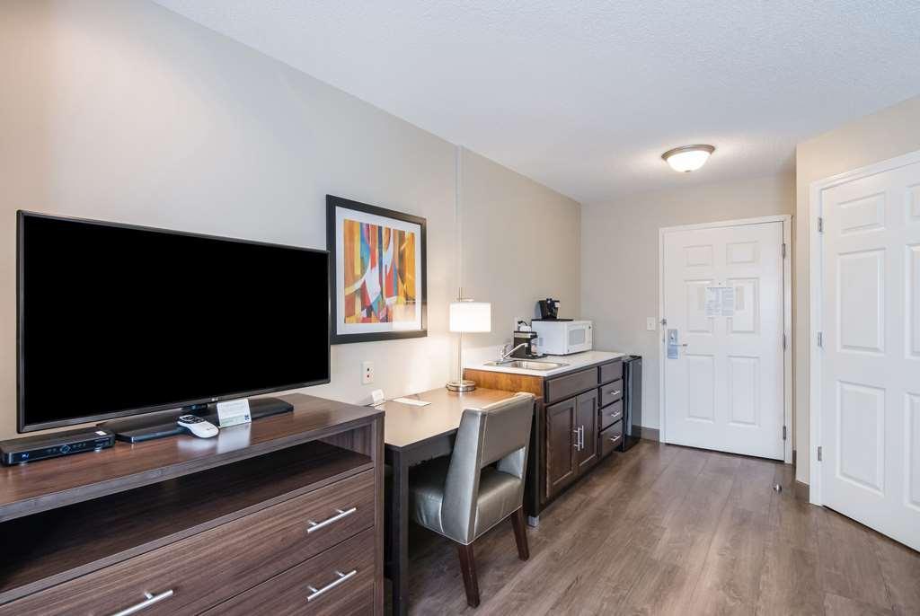 Sleep Inn & Suites Columbus Next To Fort Moore Room photo